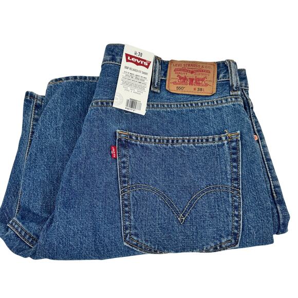 Levi's 550 Jean Shorts Mens 38 (39x10 ACTUAL) Relaxed Fit Jorts Blue Denim NEW - Picture 1 of 10